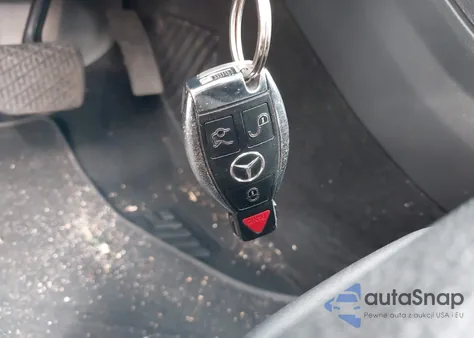 2016 Mercedes-Benz Cla 250 из США, поврежденный, VIN WDDSJ4EB0GN345281